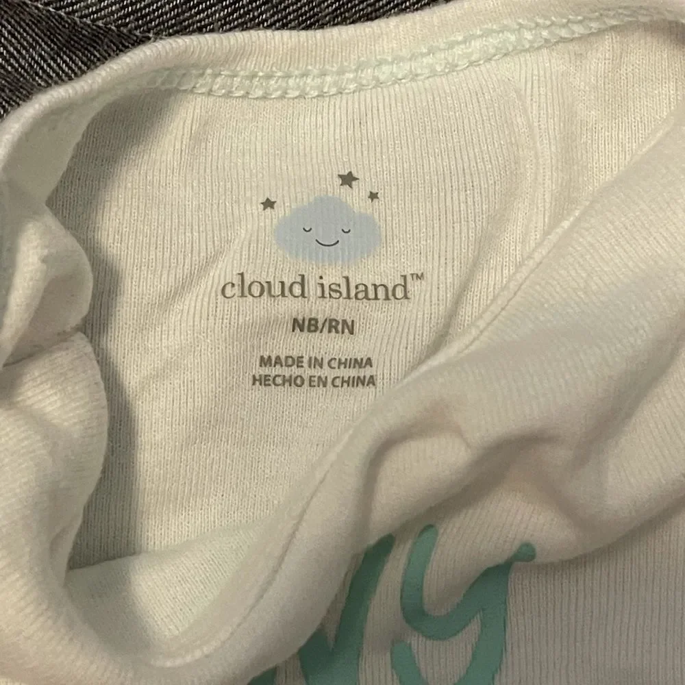 Newborn onesies - Picture 9 of 13